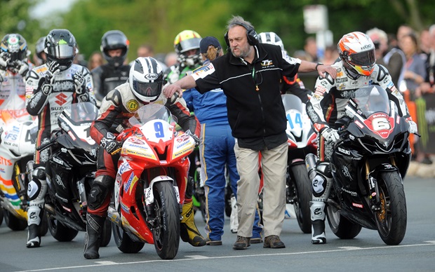 Practice gets under way at the 2010 Isle of Man TT